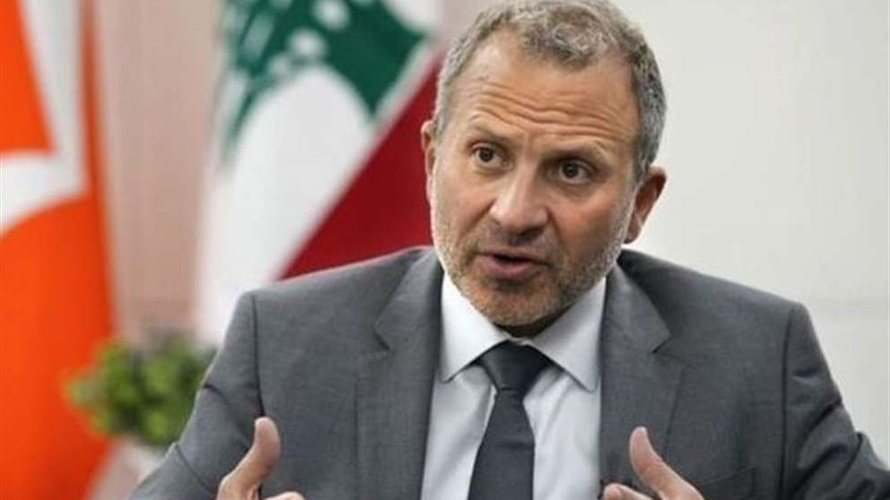 باسيل يُحمّل الحكومة المسؤولية.. أنتم تشجعون البقاء السوري في لبنان! 