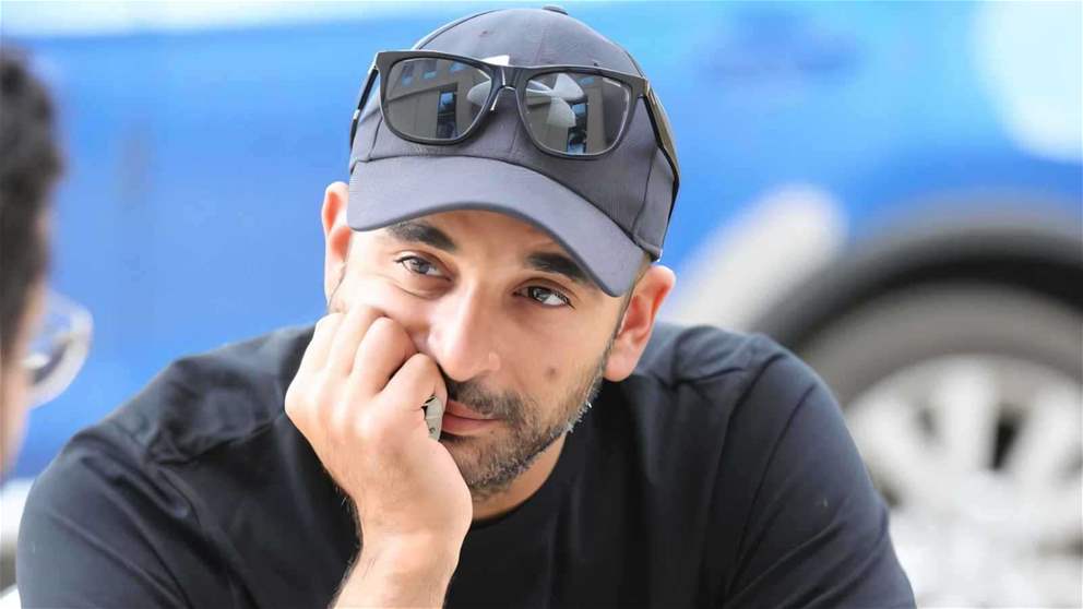 أحمد الجنايني ينشر أول صورة رومانسية مع منة شلبي بعد تداول وثيقة زواجهما