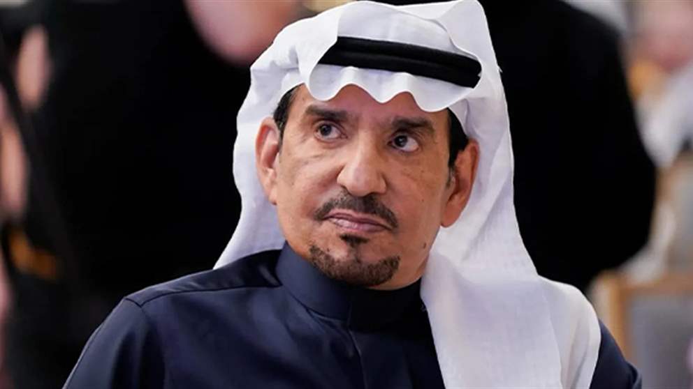 عبد الله السدحان يخرج عن صمته ويرد بحزم على انتقادات ظهوره مع زوجته 