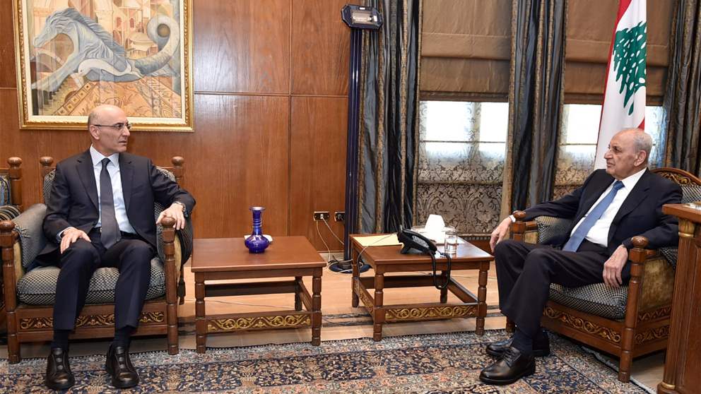 هذا ما دار بين بري ووزير الداخلية.. وسلسلة استقبالات