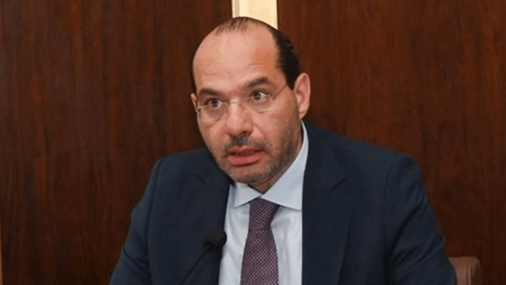 بعد تقرير الجديد.. حسن مراد يتقدّم بإخبار في قضية بيع الشهادات الجامعية