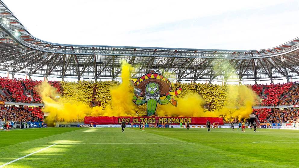 فيديو - تيفو أسطوري لجمهور بولنديّ