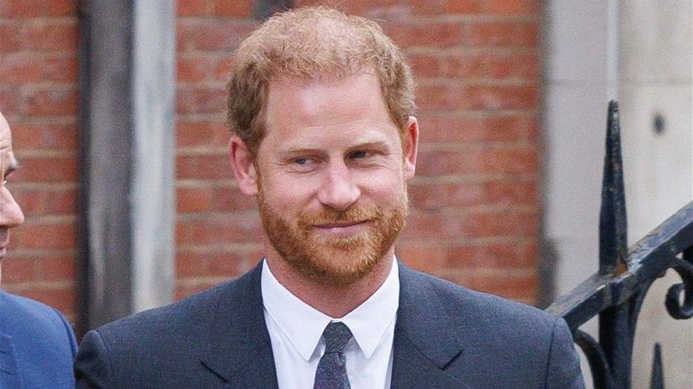 الأمير هاري يثير الجدل في كندا بسبب قبعة ويعتذر: "كنت تحت الضغط"