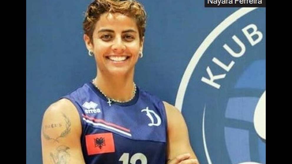 تعليق لاعبة كرة طائرة بسبب شكوك حول جنسها