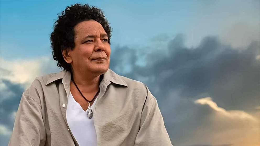 نقيب الموسيقيين يكشف حقيقة تدهور صحة محمد منير