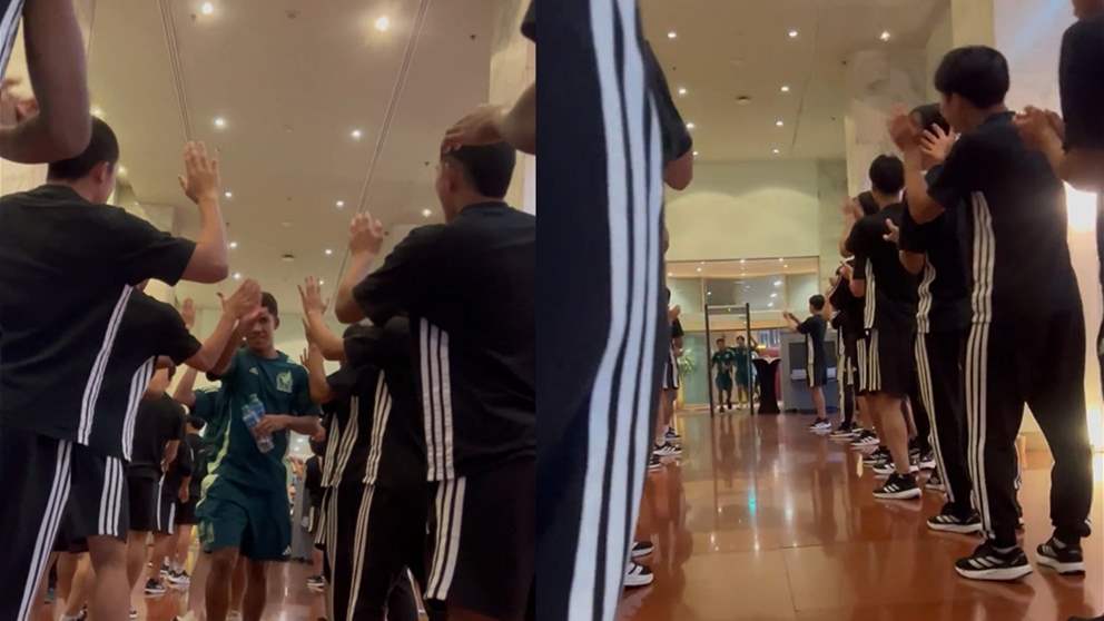 فيديو - اليابانيون نظمّوا ممراً شرفيّاً للمكسيكيين لمناسبة الفوز