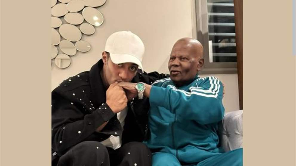 احمد السقا ودرة وحسن الرداد وغيرهم يساندون محمد رمضان في عزاء والده 