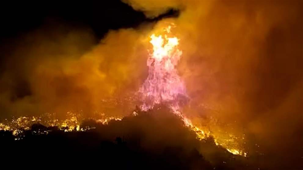 فيديو مقلق من حريق الزعرورية باقليم الخروب