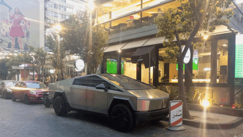 تشفيطة وحادث لسيارة إيلون ماسك في لبنان (شاهد الفيديو)