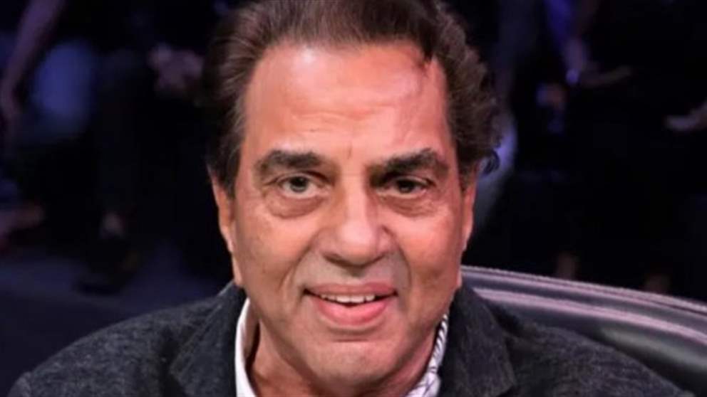 قلق في بوليوود بعد دخول دارمندرا المستشفى وهيما ماليني تطمئن الجمهور على حالته