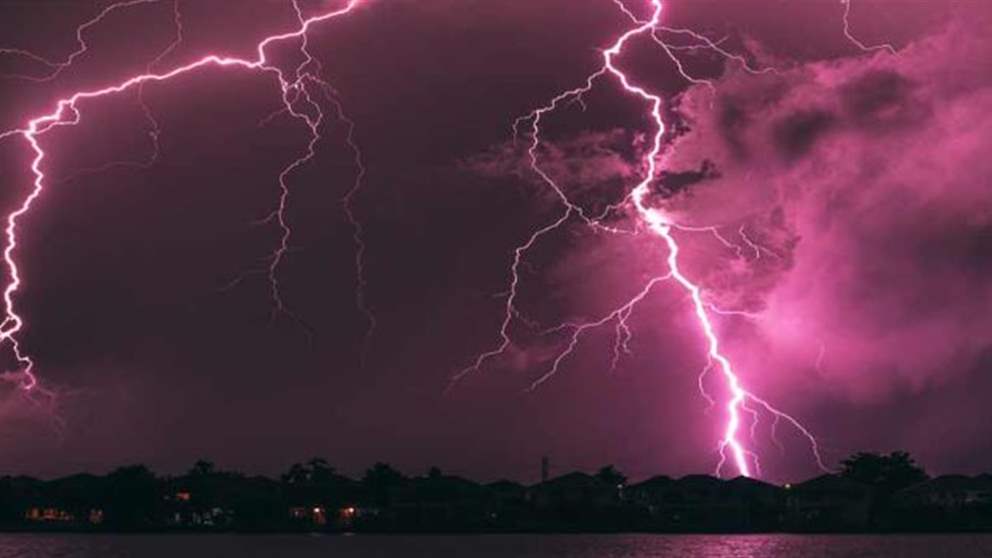 "برق ورعد".. تجهّزوا! 