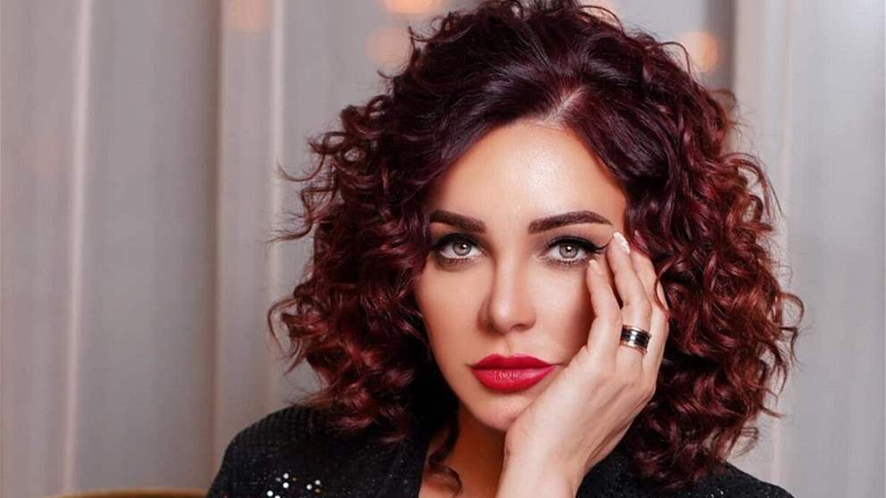 فراس إبراهيم يشيد بـ سلاف فواخرجي: "احترام الذات أهم من أي دفاع خارجي"