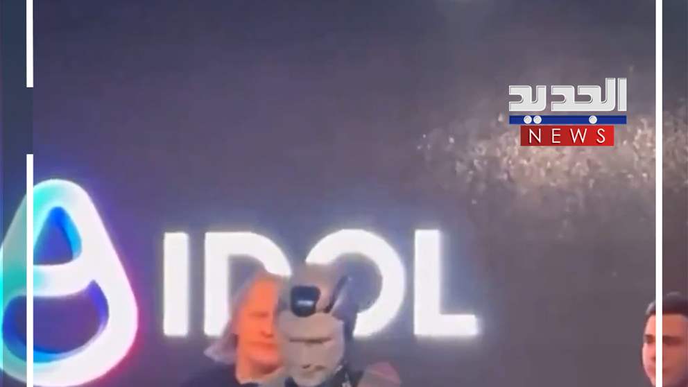 سقوط روبوت روسي! (فيديو)