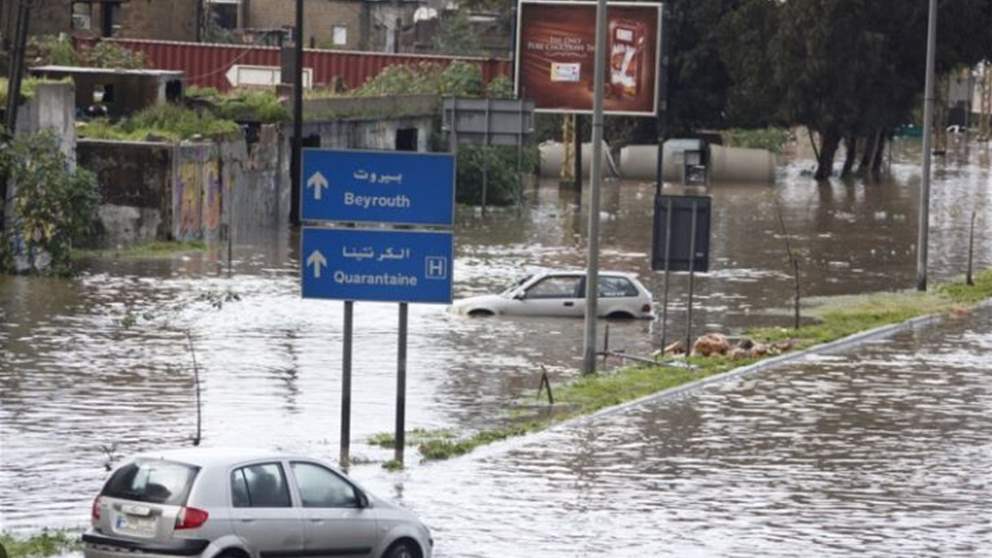 بعد الفيضانات.. رسامني يعلّق: أمر طبيعي 