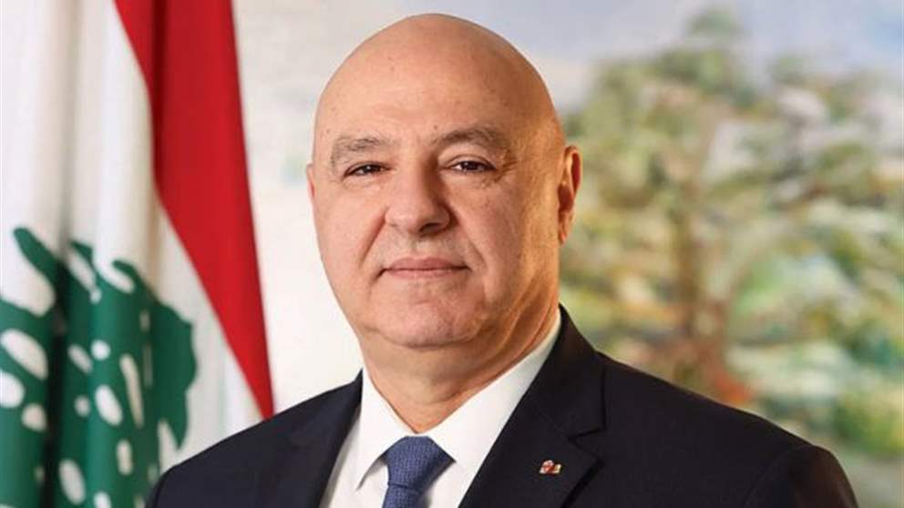 الرئيس عون عاد الرئيس الجميل في مستشفى اوتيل ديو