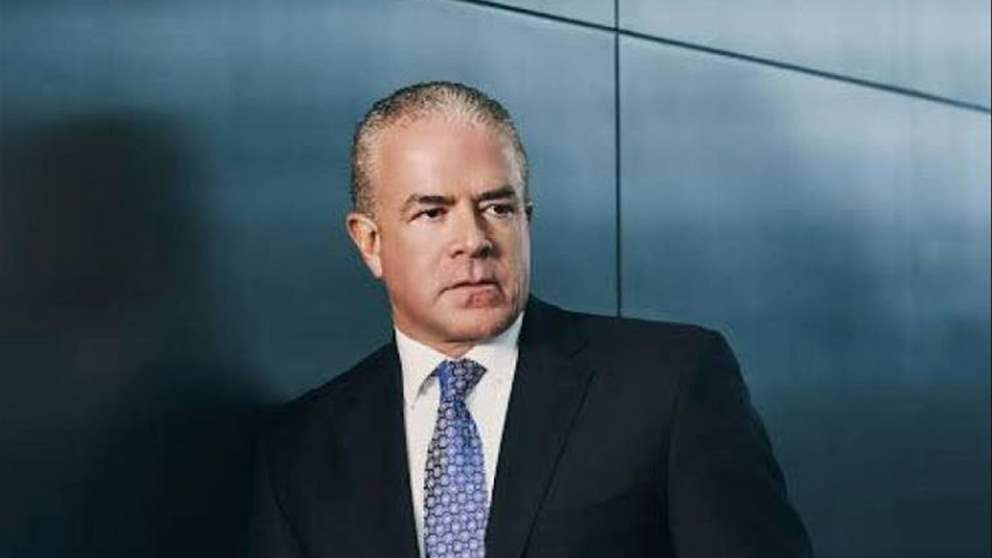 فضيحة تطال مالك مسابقة ملكة جمال الكون.. مهرَب مخدرات واسلحة !