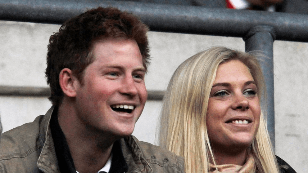 حبيبة الأمير هاري السابقة تفاجئ الجمهور بصور زفافها من موريشيوس