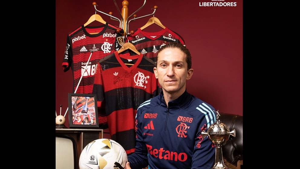 فيديو - قصة خيالية .. من اعتزال اللعب إلى "قهر القارة" في عامين