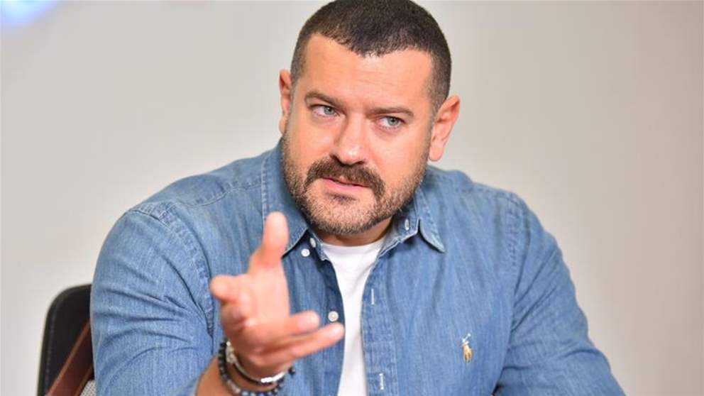 بعد الضجة التي احدثها تصريحه… عمرو يوسف يوضح الحقيقة ويعتذر للجمهور