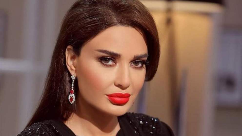 ابن سيرين عبد النور كريستيانو يخطـف الأنظار بردة فعله لحظة وصول البابا لاون الى لبنان 