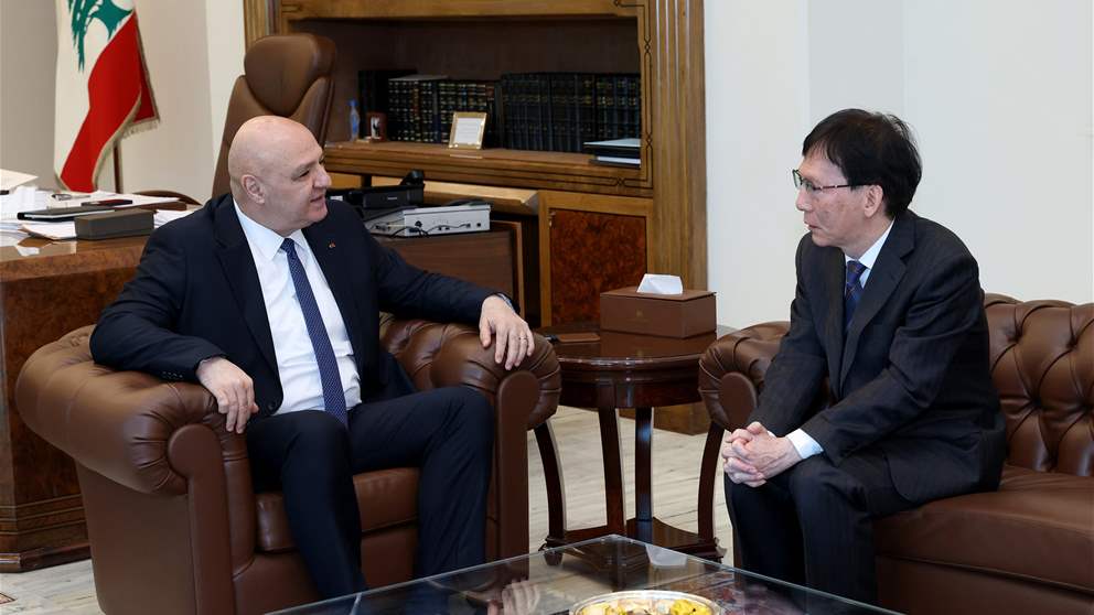 الرئيس عون يستقبل السفير الياباني في زيارة وداعية