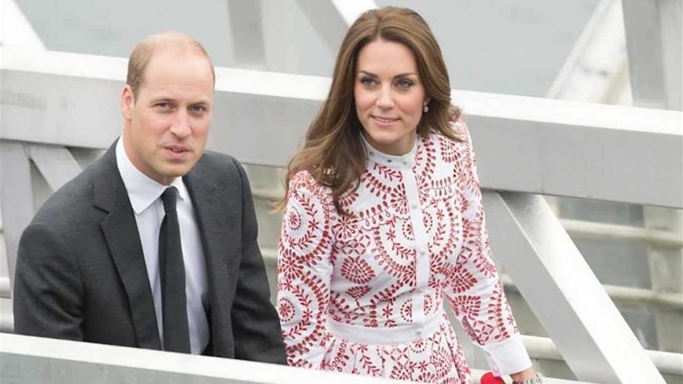 لحظة عاطفية بين الأمير وليام وكيت ميدلتون خلال زيارة خاصة لقصر وندسور
