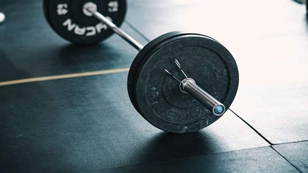 فيديو مؤلم لمقتل برازيلي بسقوط "الثقل" على صدره