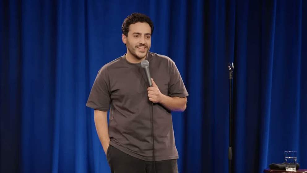 بعد الجدل والانتقادات… ماريو مبارك يعتذر ويوضح سياق الاسكتش