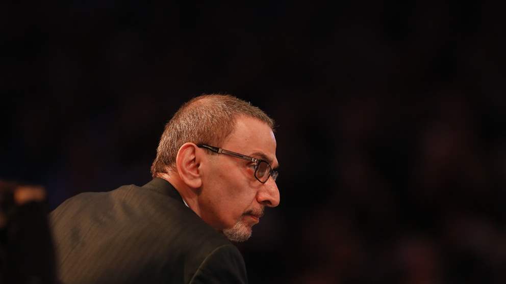 الاتصالات تطلق طابعًا بريديًا لـ زياد الرحباني تكريما لـ مسيرته الفنية