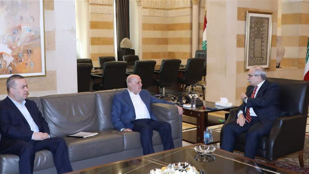 فضل الله بعد لقائه سلام: ئيس الحكومة أعاد تأكيد الالتزام بإعادة الأعمار كما ورد في البيان الوزاري
