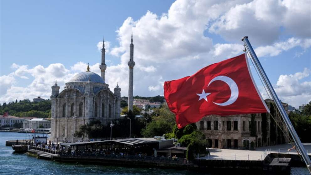 حملة أمنية واسعة في إسطنبول تطال نجوماً ومشاهير بتهم الممنوعات