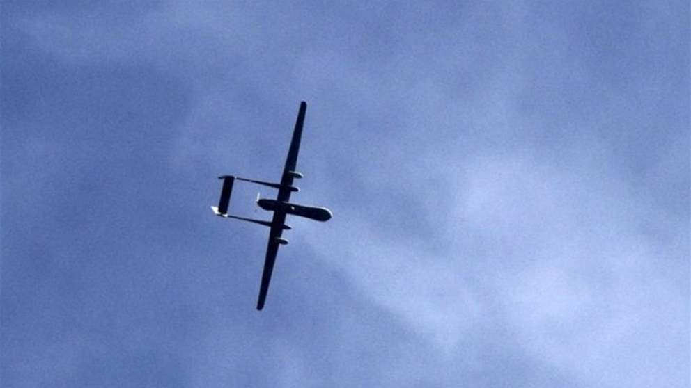 الطيران المسيّر الإسرائيلي يحلّق على علو منخفض فوق بلدة النبي شيت البقاعية (فيديو)