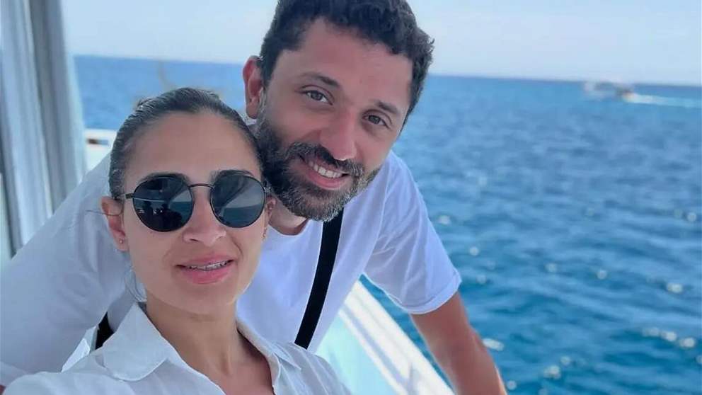 كريم محمود عبد العزيز يطلق زوجته غيابيًا