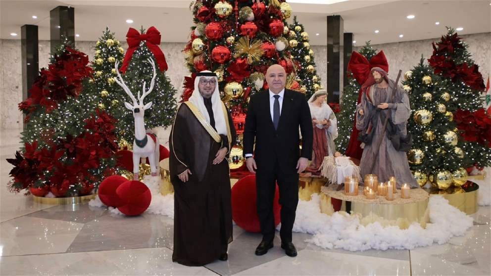 بخاري يَعايد رئيس الجمهورية