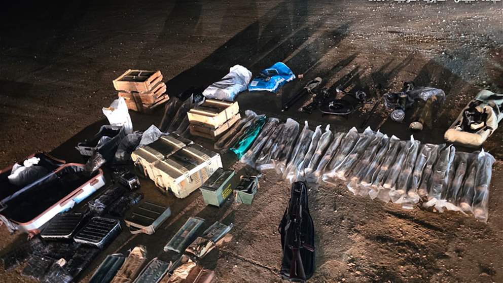 في مناطق مختلفة.. الجيش يضبط كميات كبيرة من المخدرات والأسلحة (صور)