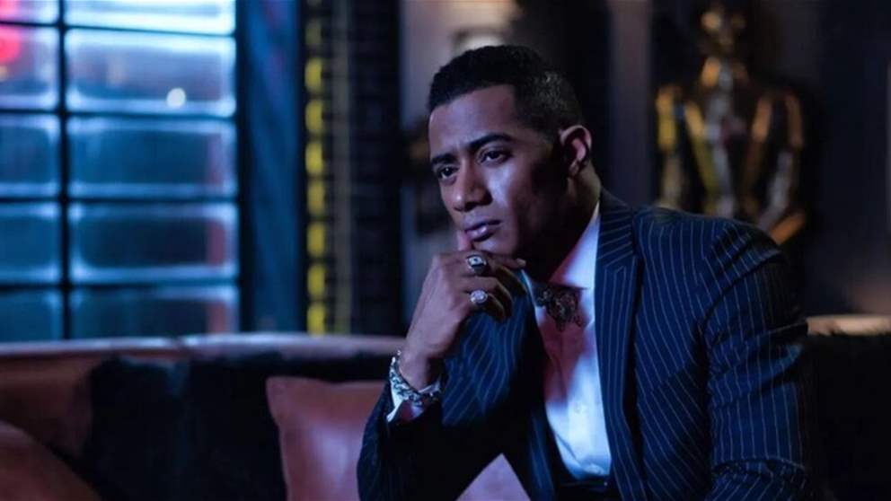 محمد رمضان يفجع بوفاة اقرب الناس اليه ويطالب جمهوره بالدعاء