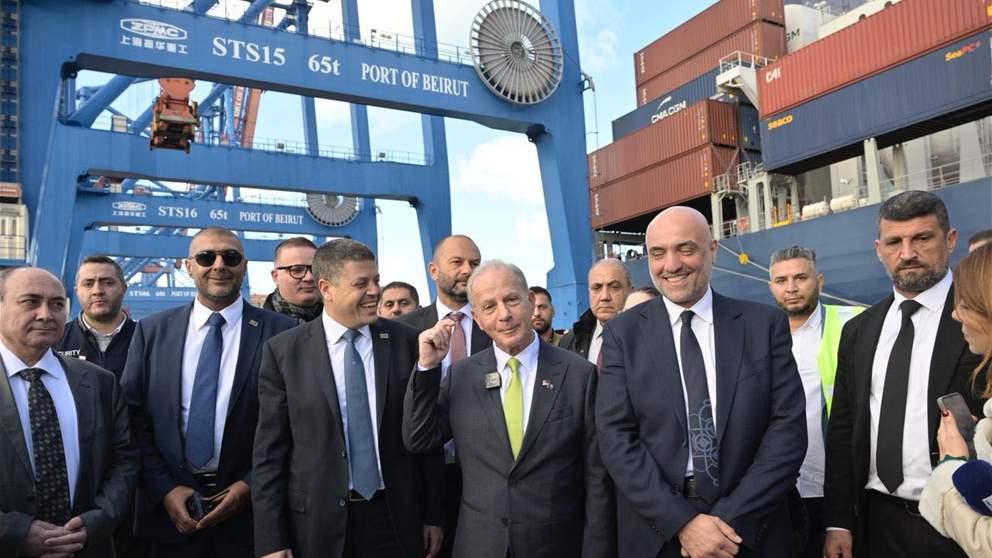 "يجب أن يكون تحت سلطة الدولة".. ميشال عيسى يجول في مرفأ بيروت