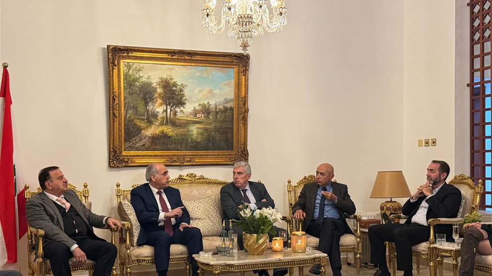 أبو الحسن يختتم زيارته للكويت بلقاء وزير الخارجية ويؤكد عمق العلاقات الثنائية