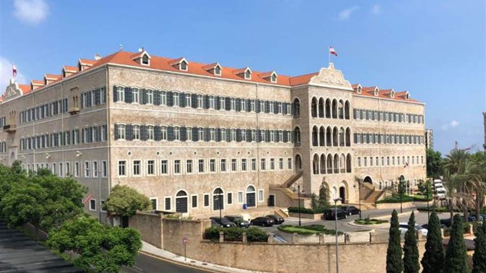 "جيشان" وكونفدرالية.. وزير يحذر من تفكك لبنان!