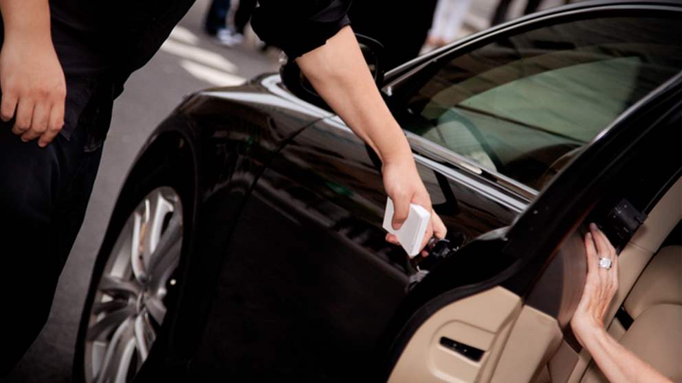  تسعيرة جديدة لـ"الفاليه باركينغ".. كم بلغت؟ 