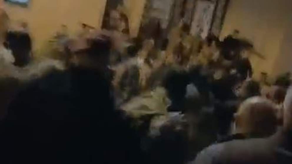 عسكريون متقاعدون يدعون لمزيد من التحركات الإحتجاجية في محيط المجلس