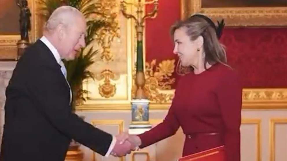 إبنة الرئيس بري تسلم اوراق اعتمادها سفيرة في المملكة المتحدة (فيديو)