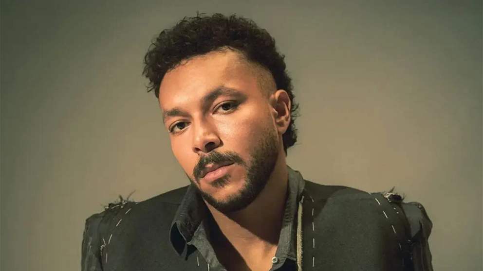 بعد حذف منشوراته… ويجز ينفي اعتزاله الغناء رسميًا