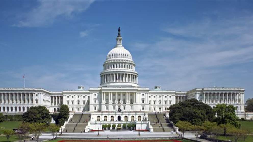 من أمام مبنى الكونغرس الأميركي.. مراسل الجديد يواكب زيارة قائد الجيش