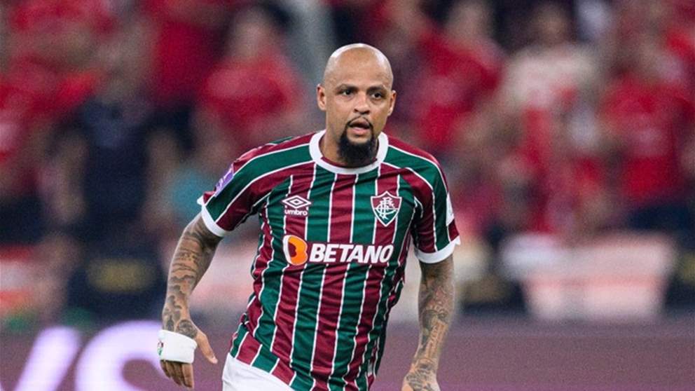 فيديو - مشادة حادة بين المدرب ومشجع قبيل نهائي السوبر البرازيلي