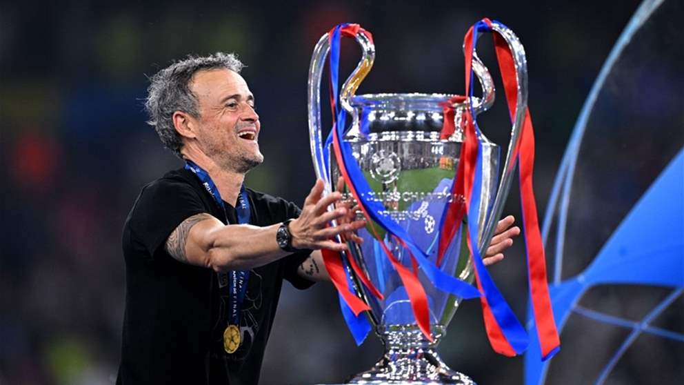 مفاجأة في "البيرنابيو" .. أسطورة برشلونة مرشح لقيادة ريال مدريد