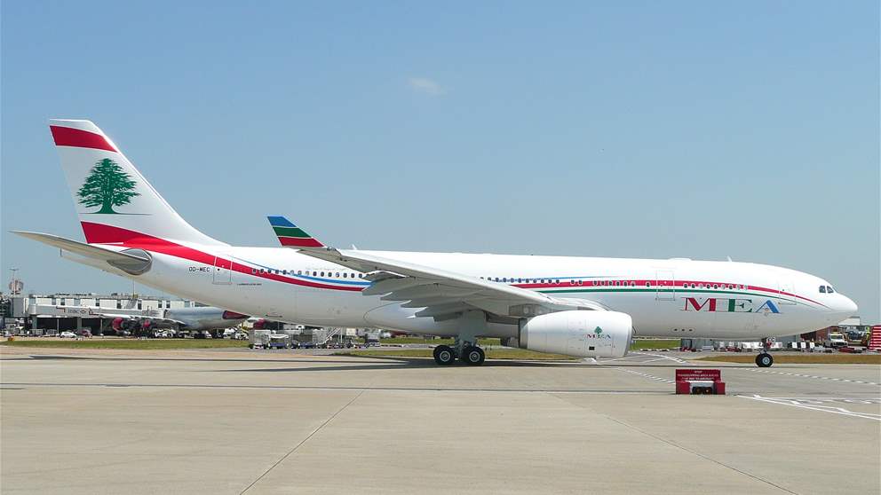 بعد دقائق من إقلاعها.. طائرة تعود إلى مطار بيروت