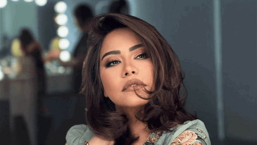 محامى شيرين عبد الوهاب يقاضى مسرب تسجيلات شقيقها المسيئة ويكشف هوية المتورط الحقيقي