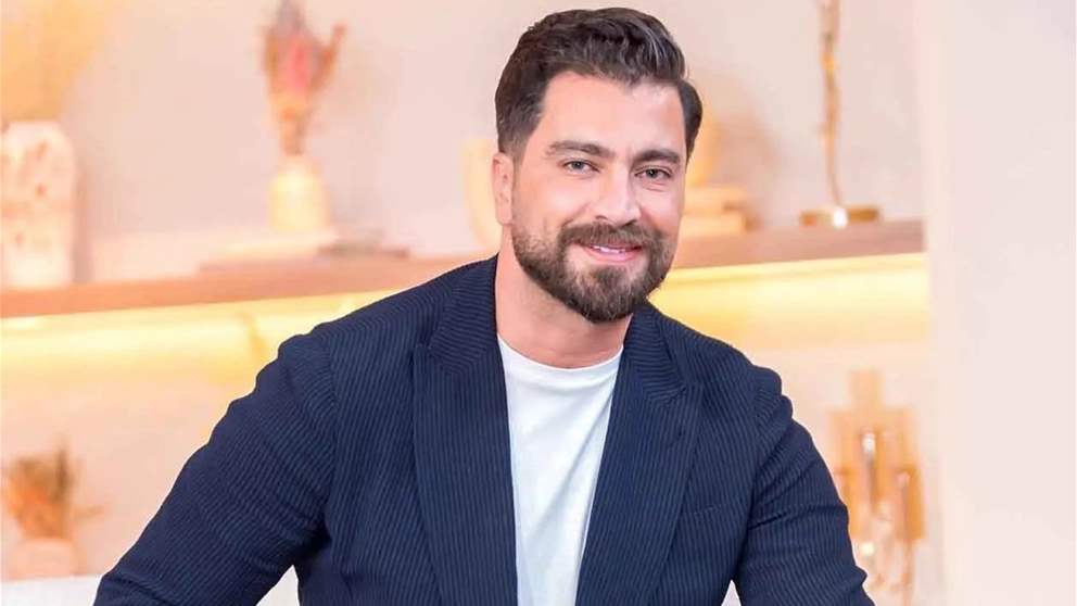 معتصم النهار يكشف موقفه من النظام السوري