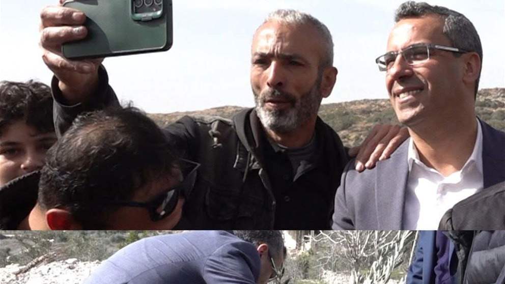 التقط صورة مع الوزير واستشهد في اليوم الثاني